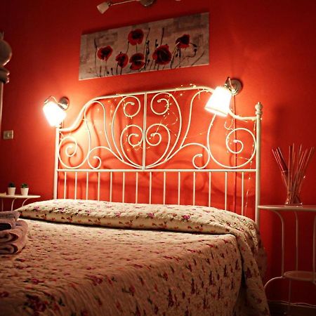La Piccola Casa Di Angela Villa Syrakusa Exteriör bild