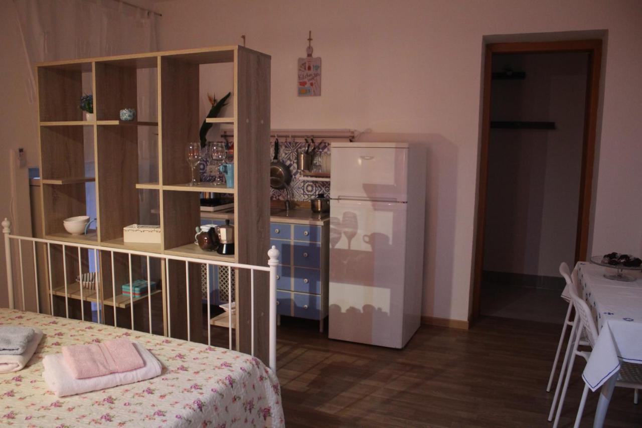 La Piccola Casa Di Angela Villa Syrakusa Exteriör bild